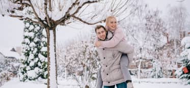 33 Sweet and Warm Winter Date Ideas