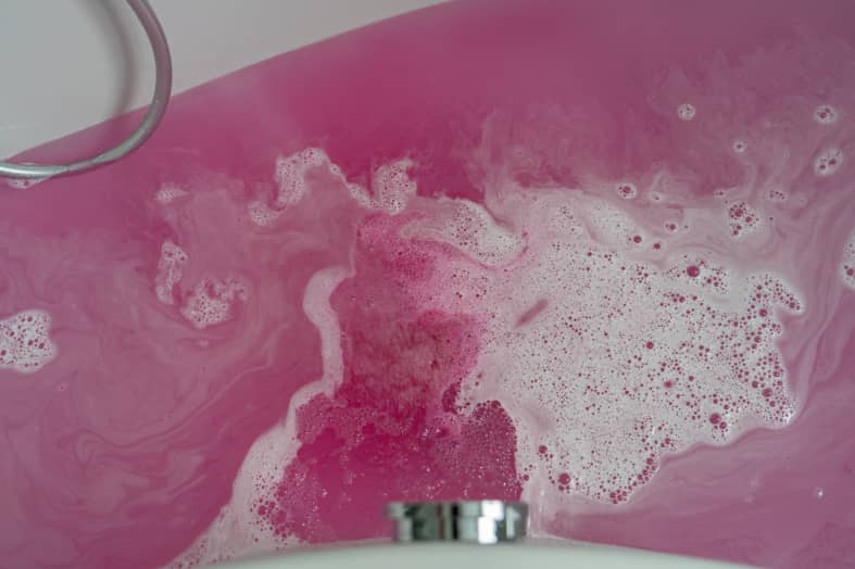 10 Tips on How to Keep Bath Water Warm