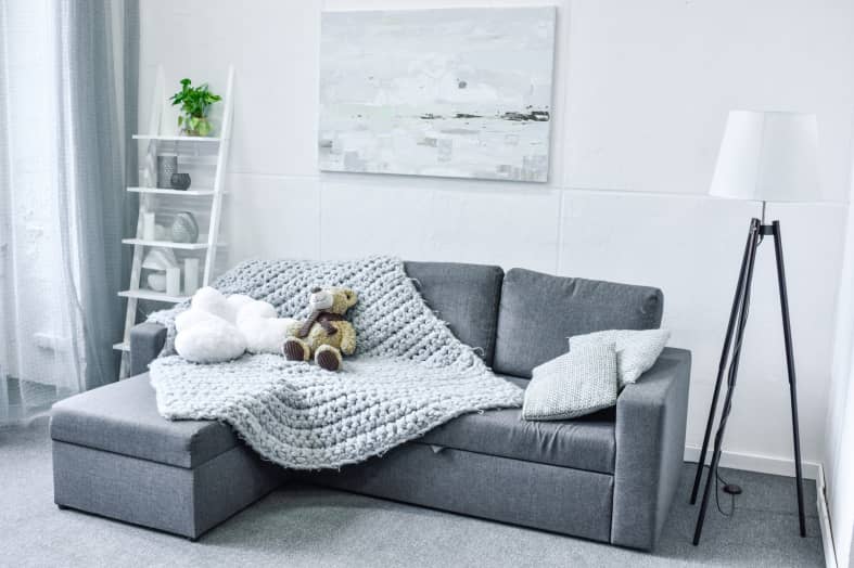 12 Smart Tips for Keeping Your Home Clutter Free