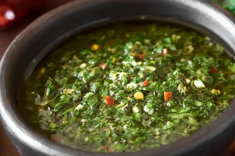 a salsa recipe uses green pepper​