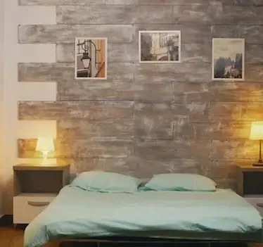 how to make a small bedroom look bigger